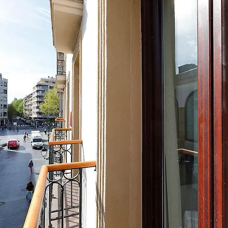 Konukevi Boulevard Roomss 2*