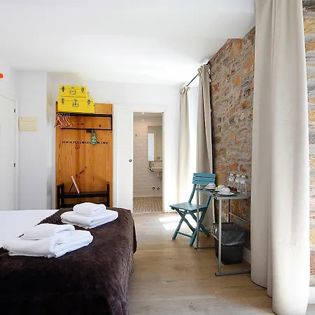 Konukevi Boulevard Roomss 2*