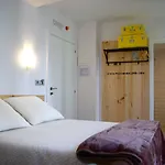 Ξενοδοχείο με διαμερίσματα Boulevard Roomss