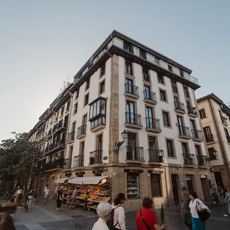 Aparthotel Boulevard Roomss 2*