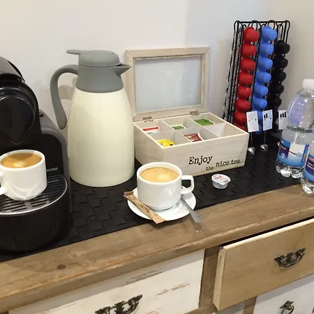 Boulevard Roomss 招待所 圣塞瓦斯蒂安